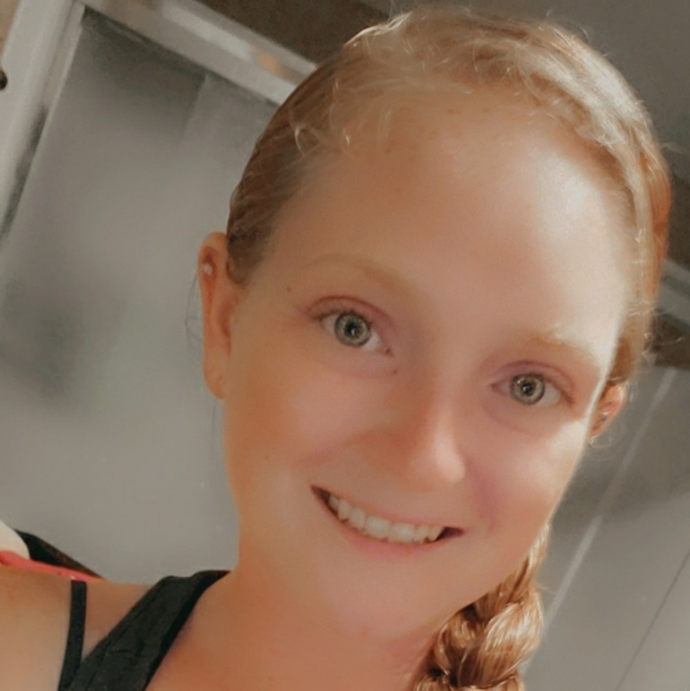 Meet your Posher, Sabrina